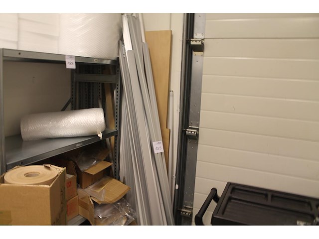 Peeslijstonderdelen. - afbeelding 1 van  3