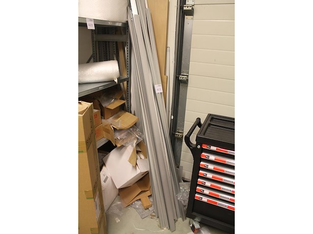 Peeslijstonderdelen. - afbeelding 2 van  3