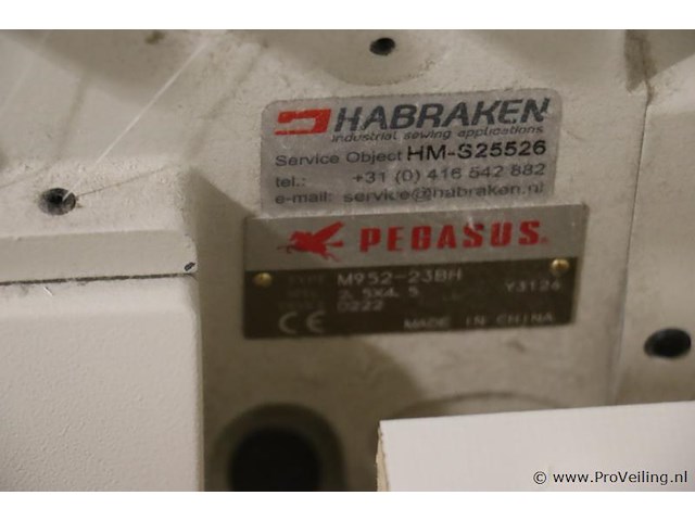 Pegasus m900-serie industriële overlock- en safety-stitch naaimachine - afbeelding 7 van  11