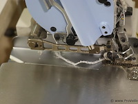 Pegasus m900-serie industriële overlock- en safety-stitch naaimachine - afbeelding 8 van  11