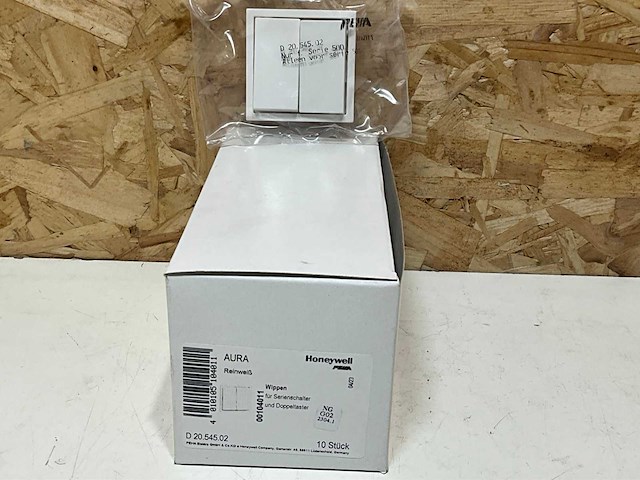 Peha dubbele wip schakelaar wit (80x) - afbeelding 1 van  3