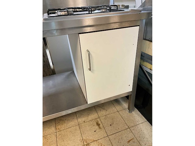 Pelgrim rvs werktafel met fornuis - afbeelding 7 van  10