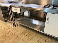 Pelgrim rvs werktafel met fornuis - afbeelding 9 van  10