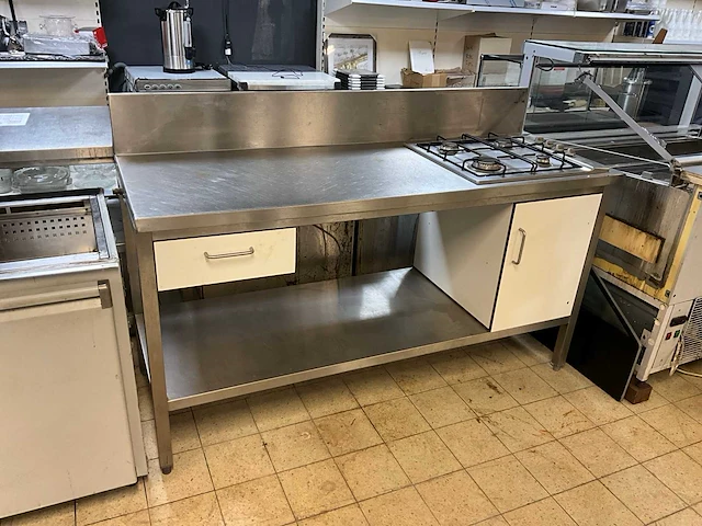 Pelgrim rvs werktafel met fornuis - afbeelding 1 van  10