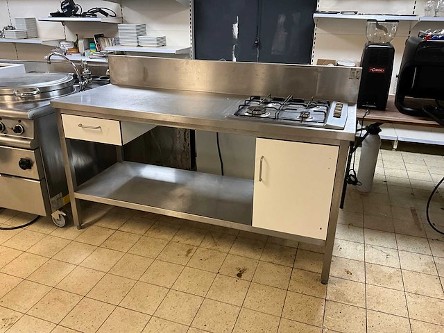 Pelgrim rvs werktafel met fornuis - afbeelding 1 van  7