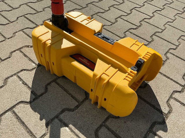 Peli - remote area light 9490 - noodverlichting - afbeelding 7 van  12