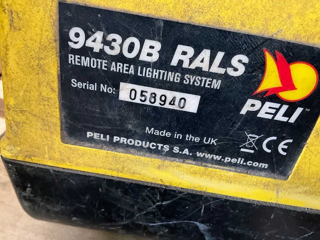 Peli 9430b rals accuverlichting en makita bouwlamp 230v - afbeelding 9 van  11