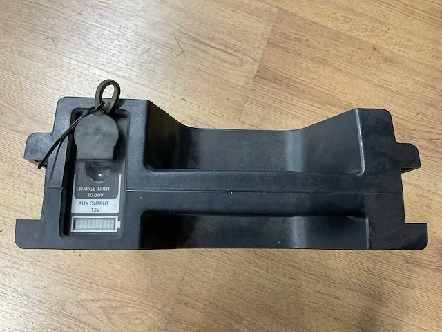 Peli 9490 rals bouwlamp met powerpack - afbeelding 3 van  4