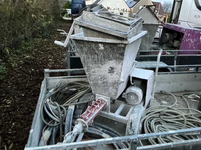 Pelicans zuigercompressor en spack-spuitunit - afbeelding 2 van  8