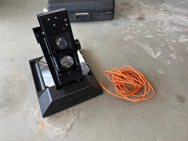 Pelikan portable ohp12k projector - afbeelding 2 van  6