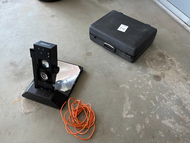 Pelikan portable ohp12k projector - afbeelding 5 van  6