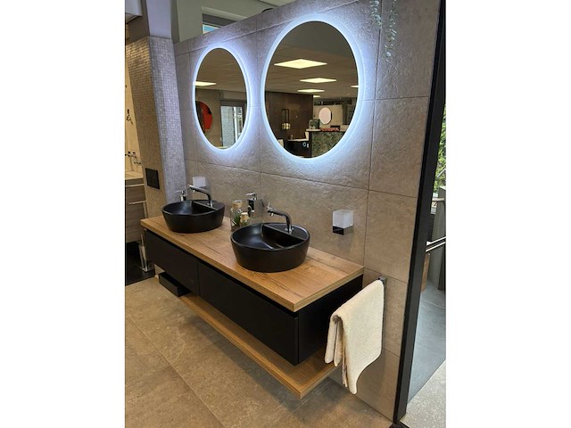 Pelipal showroom badmeubelset - afbeelding 3 van  8