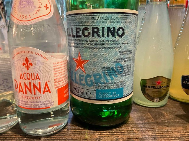 Pellegrino frisdrank en water - afbeelding 6 van  11