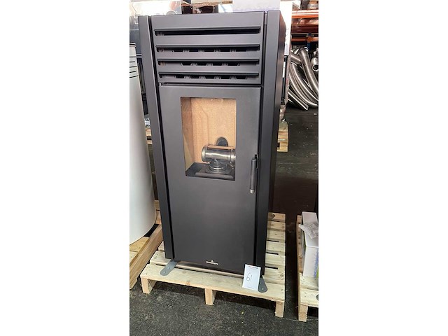 Pelletkachel - bronpi - adel - vrijstaand zwart - afbeelding 1 van  4