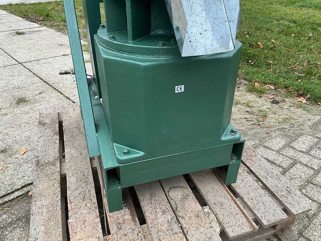 Pelletpers kl(ks/kj)260p tractoraandrijving - afbeelding 4 van  9