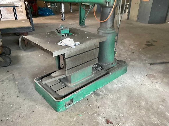 Pellizzari - r 915 l - kolomboormachine - afbeelding 9 van  12