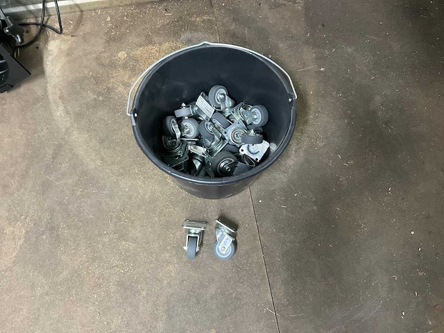 Penn 5200 zwenkwiel 50mm banden- en wielenstelling - afbeelding 1 van  2