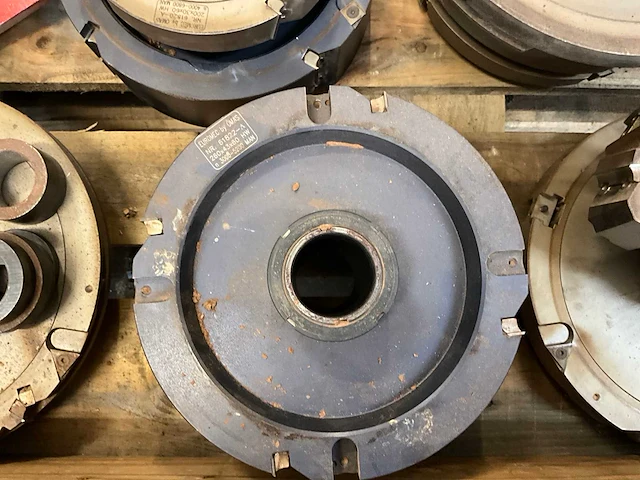 Pennenbank en profileer freesgereedschap - afbeelding 3 van  12