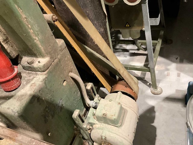 Pennenbank - afbeelding 5 van  8