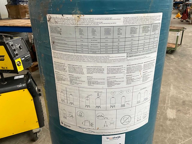 Pentair c-1865 252 ltr verticale opslagtank - afbeelding 4 van  5
