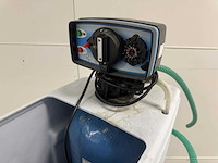 Pentair international - waterontharder - afbeelding 2 van  3