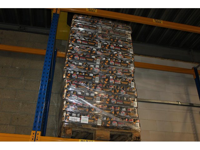 Pepsi cola max mango. 108 trays a 24 blikken 0,33l. totaal 2592 blikken. tht 12-25. bod is inclusief 388,80... - afbeelding 1 van  2