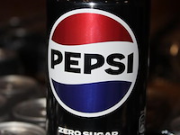 Pepsi cola zero. 98 trays a 24 blikken 0,33l. totaal 2352 blikken. tht 3-26. bod is inclusief 352,80 euro s... - afbeelding 3 van  3