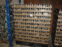 Pepsi cola zero lemon. 110 trays a 24 blikken 0,33l. totaal 2640 blikken. tht 2-26. bod is inclusief 396 eu... - afbeelding 1 van  3