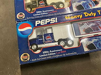 Pepsi heavy duty truck 1:50 miniatuur (2x) - afbeelding 2 van  6