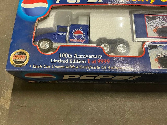 Pepsi heavy duty truck 1:50 miniatuur (2x) - afbeelding 6 van  6
