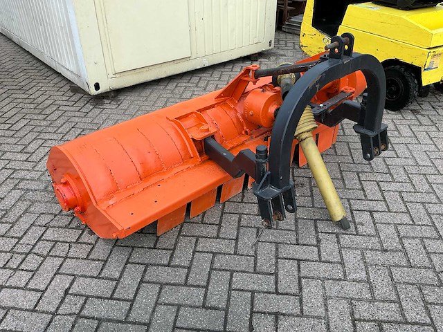 Perfect klepelmaaier - afbeelding 5 van  12