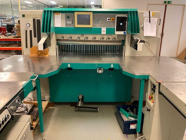 Perfecta 115tvl papier snijmachine en ontstapelaar - afbeelding 5 van  27