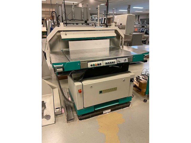Perfecta 115tvl papier snijmachine en ontstapelaar - afbeelding 16 van  27
