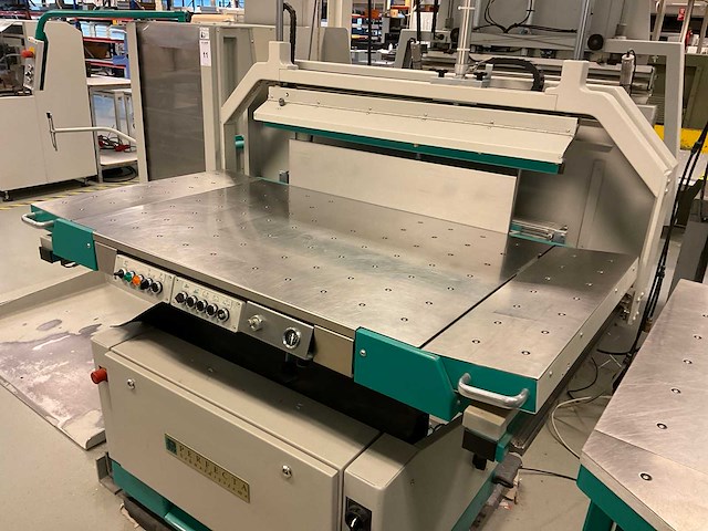Perfecta 115tvl papier snijmachine en ontstapelaar - afbeelding 15 van  27