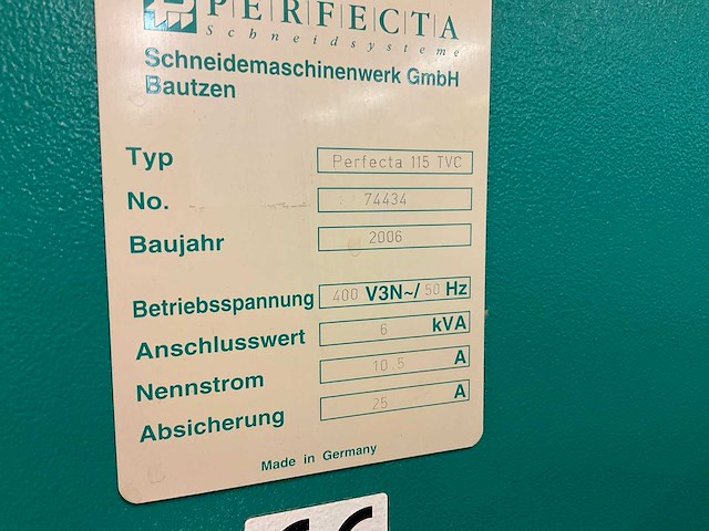 Perfecta 115tvl papier snijmachine en ontstapelaar - afbeelding 24 van  27