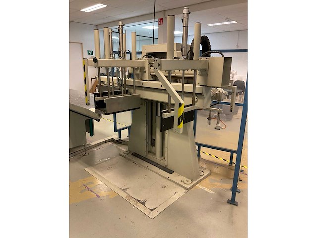 Perfecta 115tvl papier snijmachine en ontstapelaar - afbeelding 25 van  27
