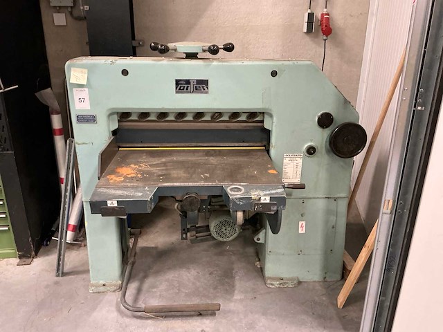 Perfecta acmb 83 1972 papiersnijmachine - afbeelding 1 van  6