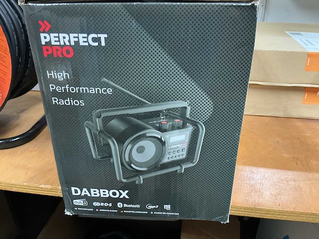Perfectpro dabbox bouwradio - afbeelding 1 van  3