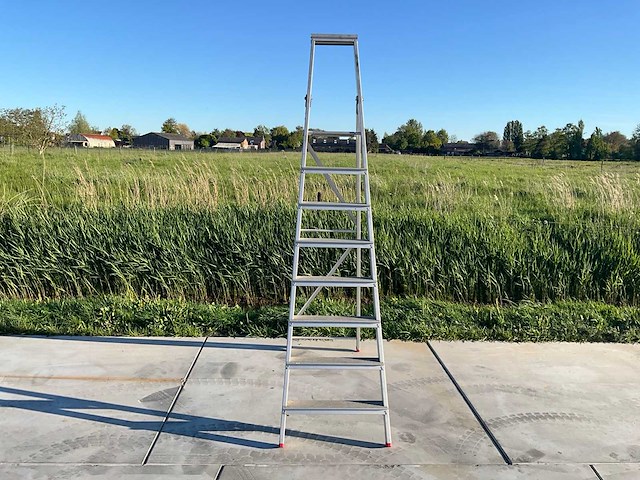Perfecty p20/8 aluminium trapladder - afbeelding 2 van  5