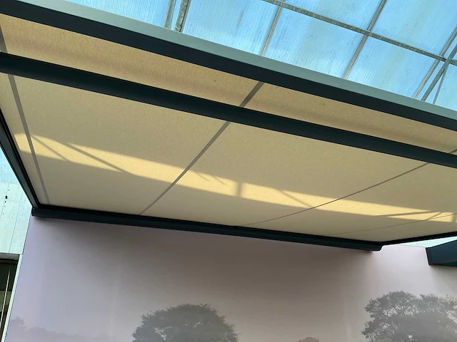 Pergola zonwering - afbeelding 7 van  10