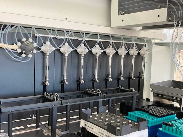 Perkinelmer janus g3 automatisch pipetteersysteem - afbeelding 18 van  22