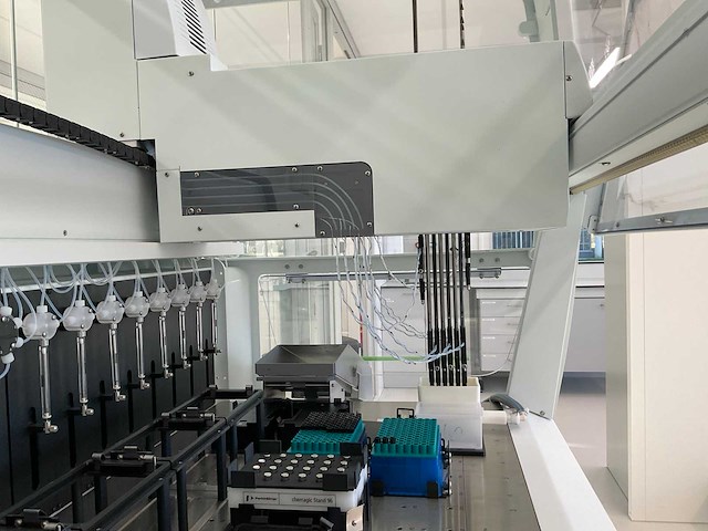 Perkinelmer janus g3 automatisch pipetteersysteem - afbeelding 21 van  22