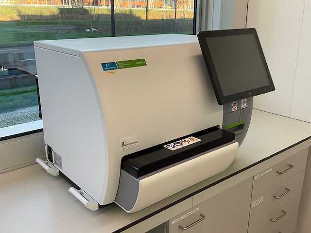 Perkinelmer superflex automatisch chemiluminescentie analyzer - afbeelding 1 van  7