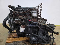 Perkins - 4 cilinder - motor blok - afbeelding 5 van  10