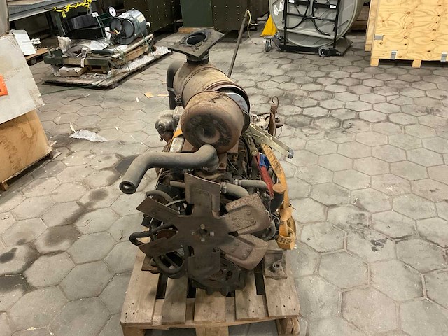 Perkins 248 dieselmotor turbo - afbeelding 2 van  10