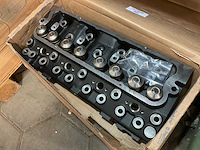 Perkins cylinder head - afbeelding 2 van  3