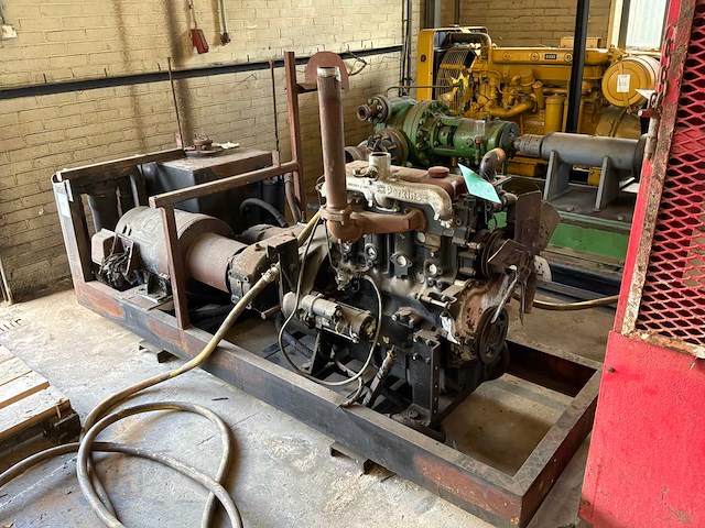 Perkins dieselmotor - afbeelding 1 van  3