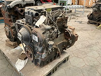 Perkins laad/ graafcombinate dieselmotor - afbeelding 6 van  10