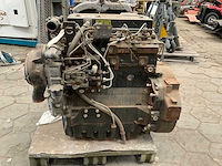 Perkins laad/ graafcombinate dieselmotor - afbeelding 7 van  10