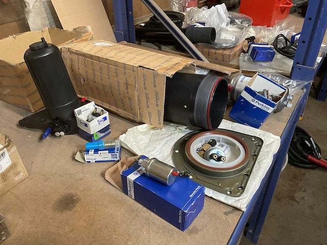 Perkins verschillende onderdelen - afbeelding 1 van  3